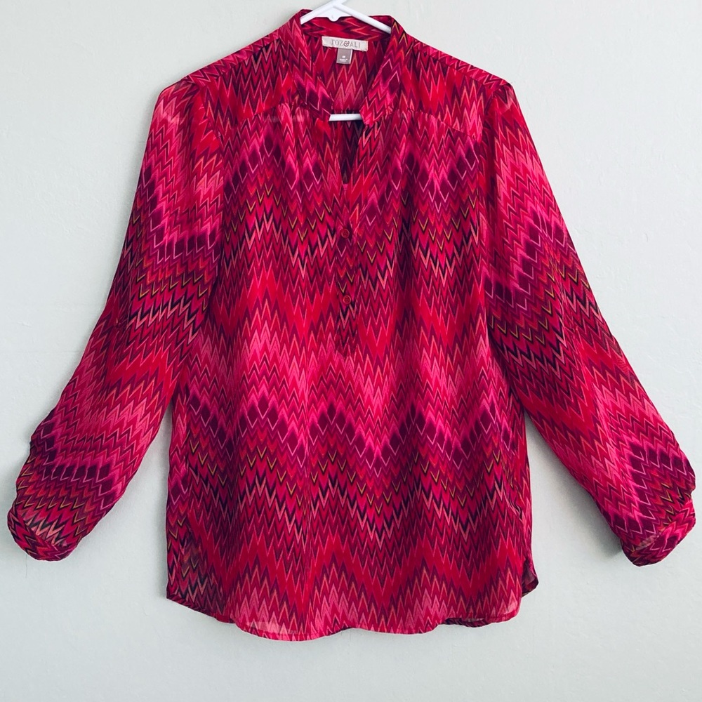 *Roz & Ali pink geometric top + camisole M